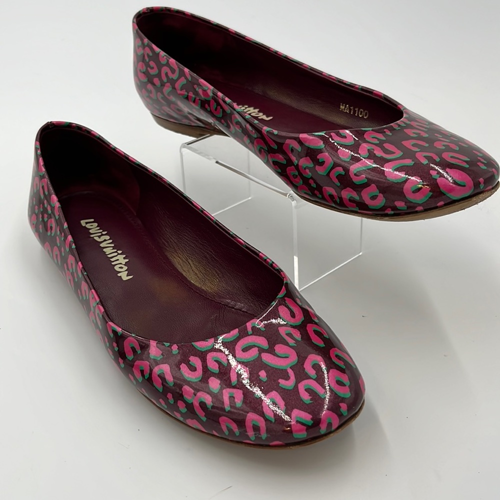 Louis Vuitton Stephen Sprouce Leopard Flats -  with COA